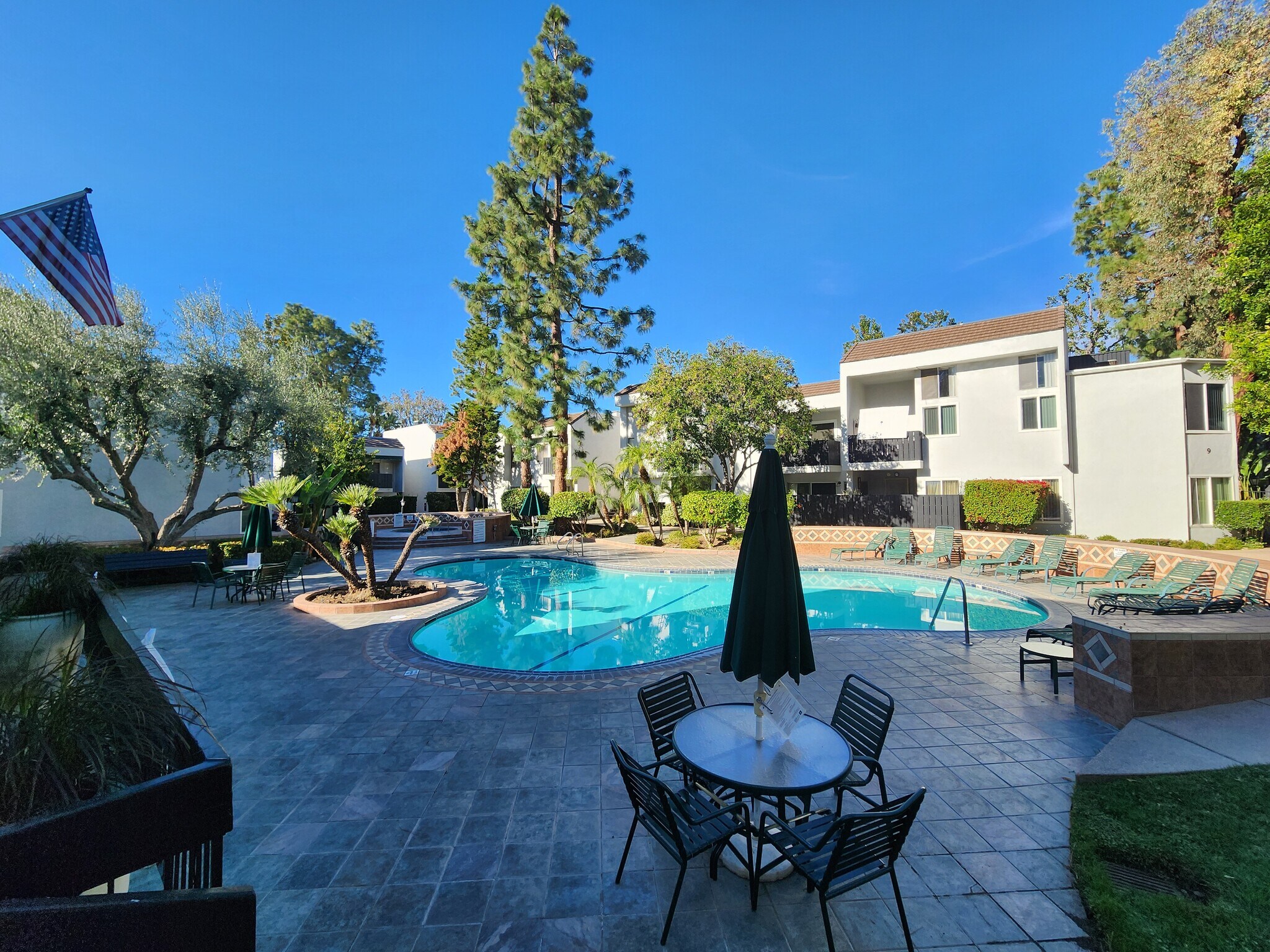 Pool - 18645 Hatteras St