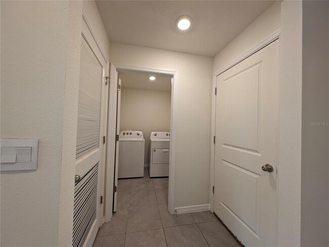 Building Photo - 8661 Triumph Cir