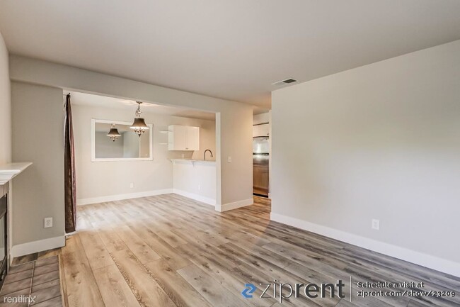 Building Photo - 2 br, 2 bath Condo - 521 Mission Boulevard...