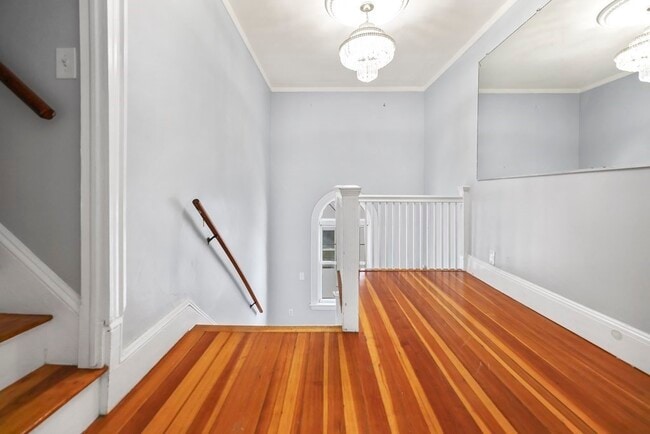 Building Photo - 1004 South St