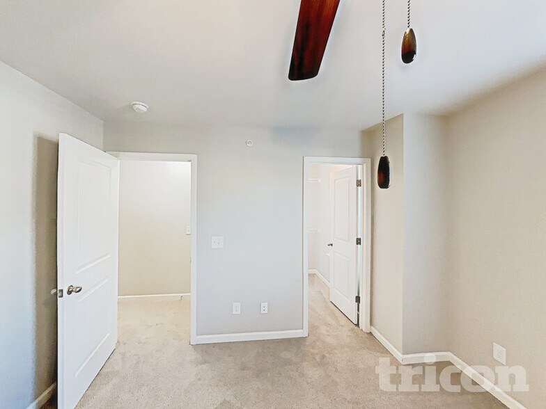 Building Photo - 209 Ashmere Ct