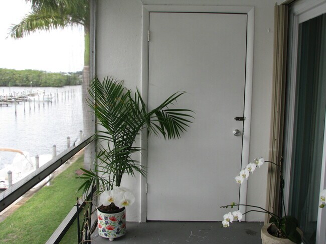 Building Photo - 2600 S Kanner Hwy