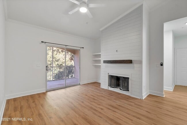 Building Photo - 230 Colima Ct