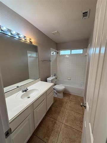 Building Photo - 7749 Lexus Dr