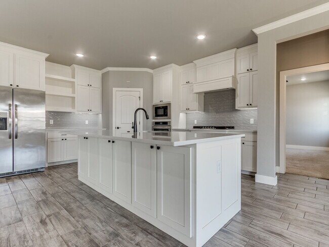 Building Photo - 3212 Hayven Cir