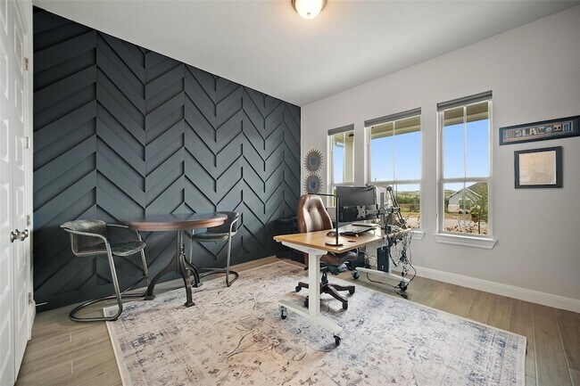 Building Photo - 165 Lunar Lp