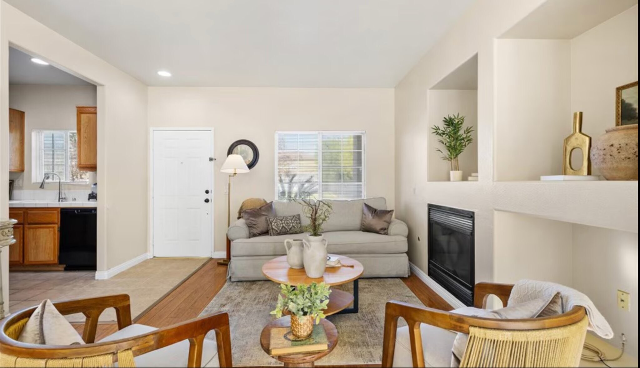 Building Photo - 7050 Dinwiddie St