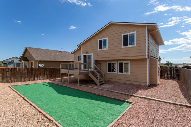 Building Photo - Charming 4-Bedroom Home Near Fort Carson i...