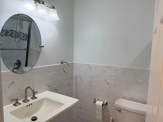 Building Photo - 1312 Coventry Cir