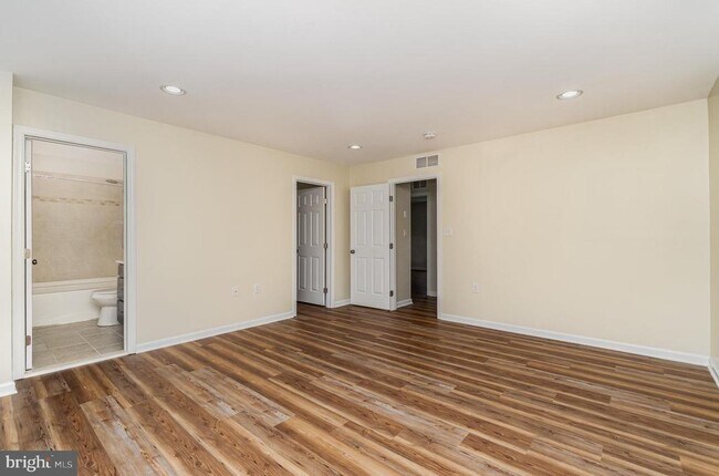 Building Photo - 57 Tavern House Hill