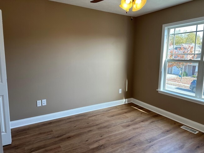 Building Photo - 4230 Arbor Green Way