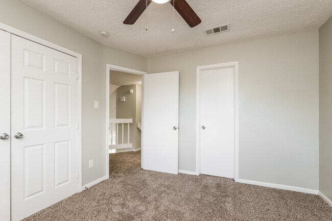 Building Photo - 2503 Silver Trumpet Dr