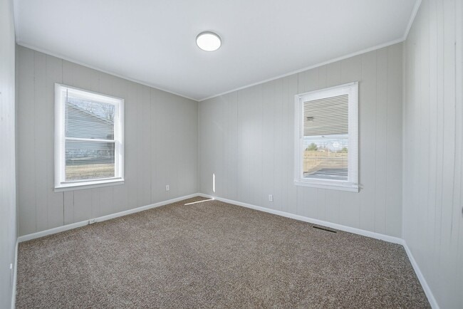 Building Photo - WOW! Space and Value — Morganton Rental with Big Basement