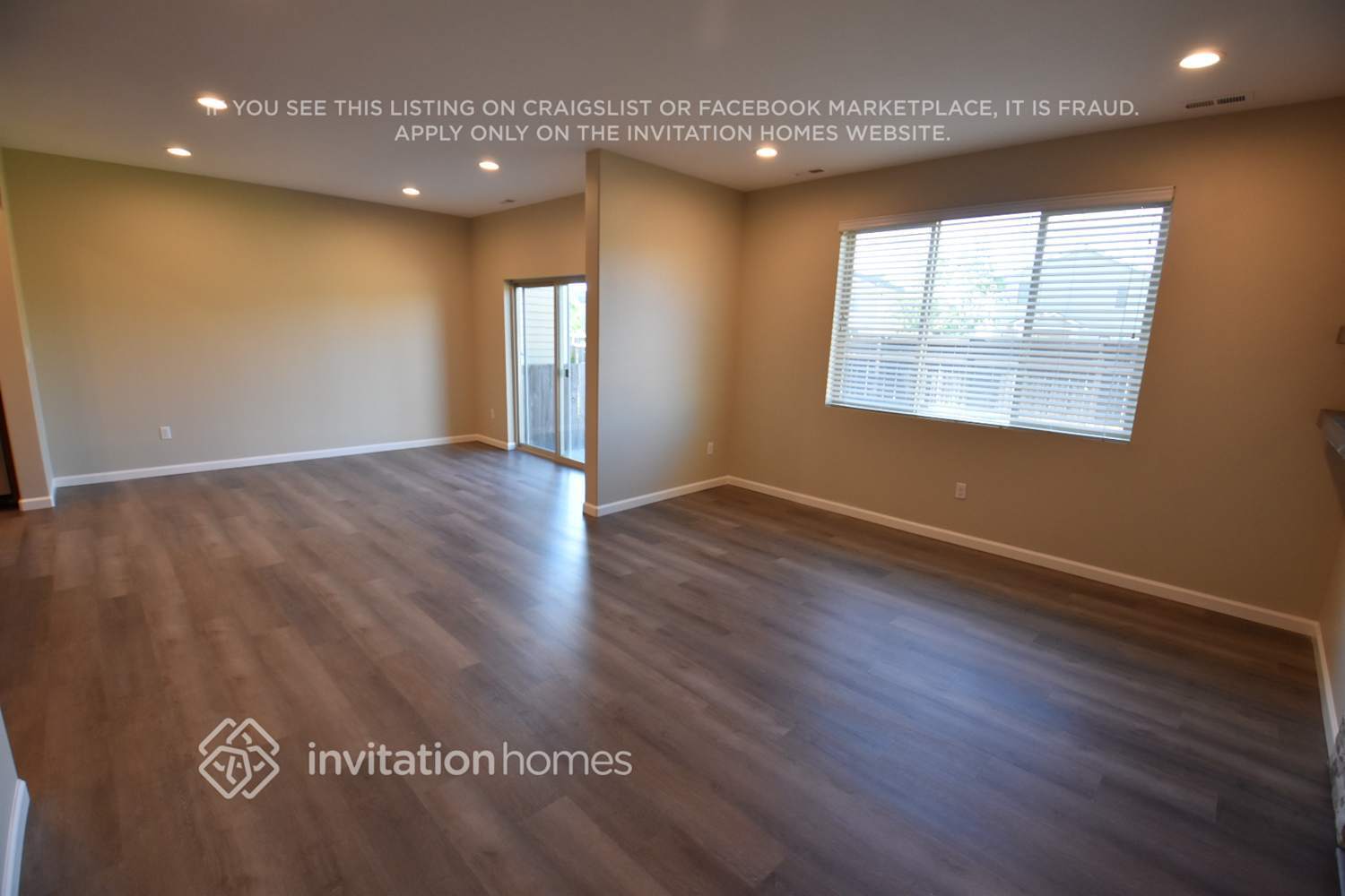 Building Photo - 19124 18th Ave Ct E