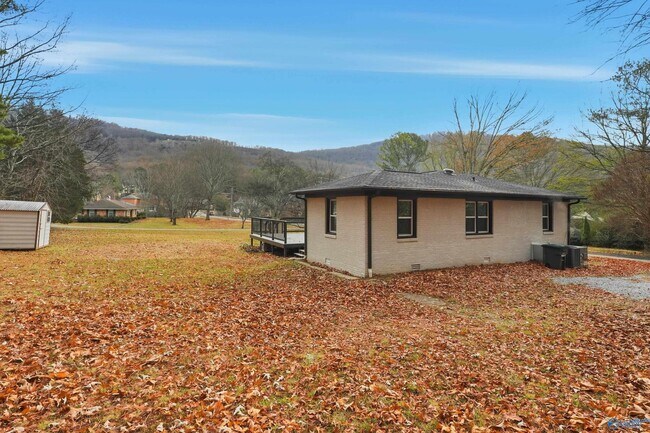 Building Photo - 1409 Blevins Gap Rd SE