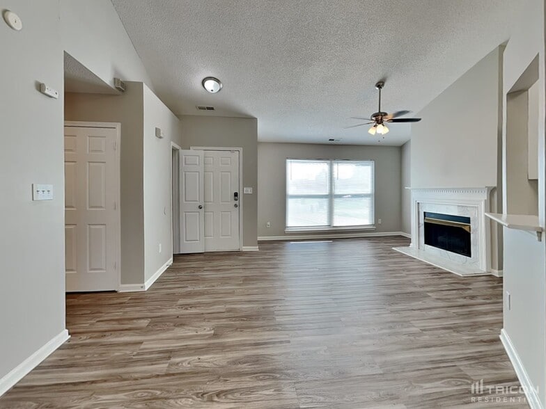 Building Photo - 4115 Alexis Ct SW