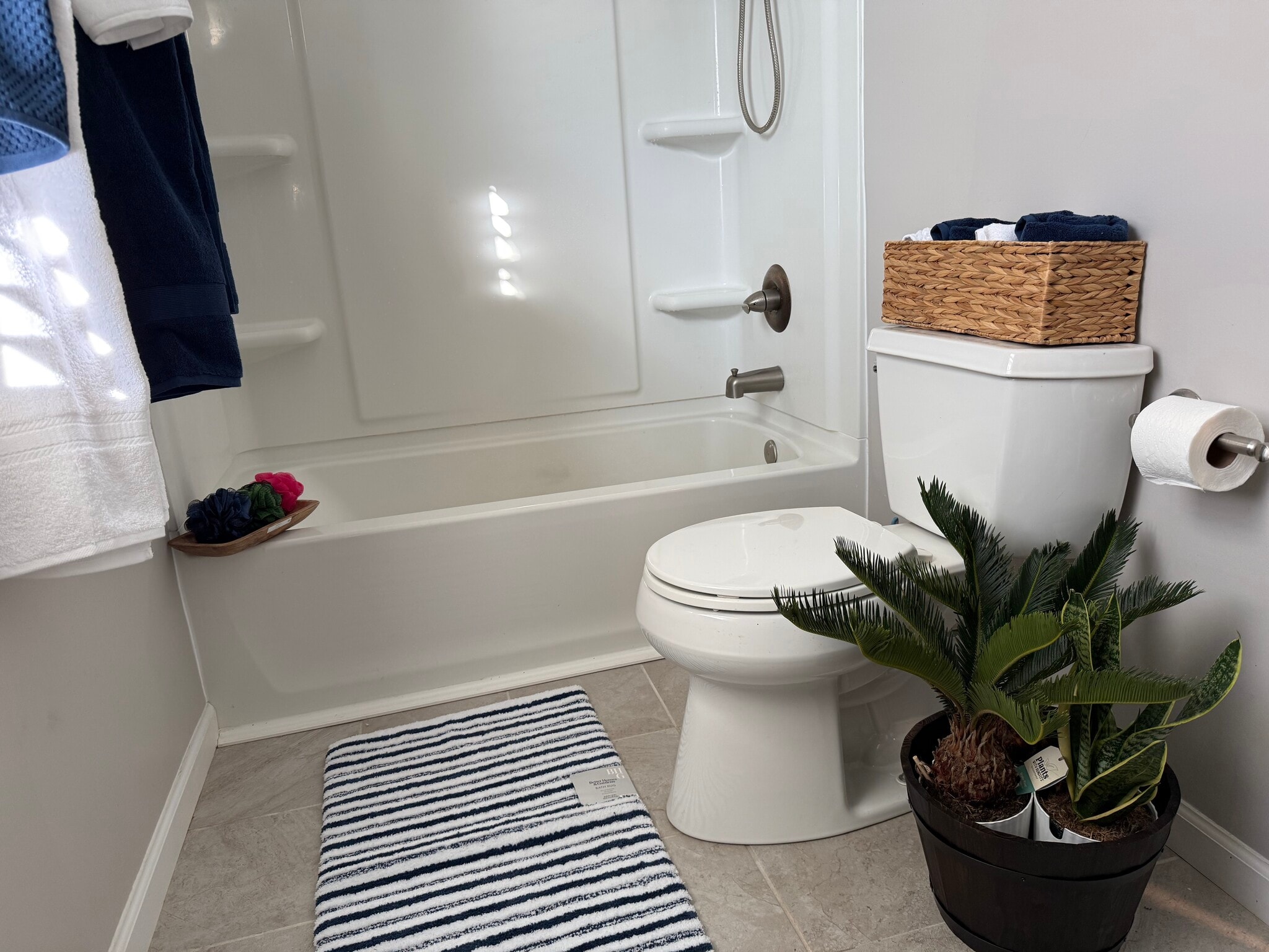 Building Photo - 2010 Dembrigh Ln