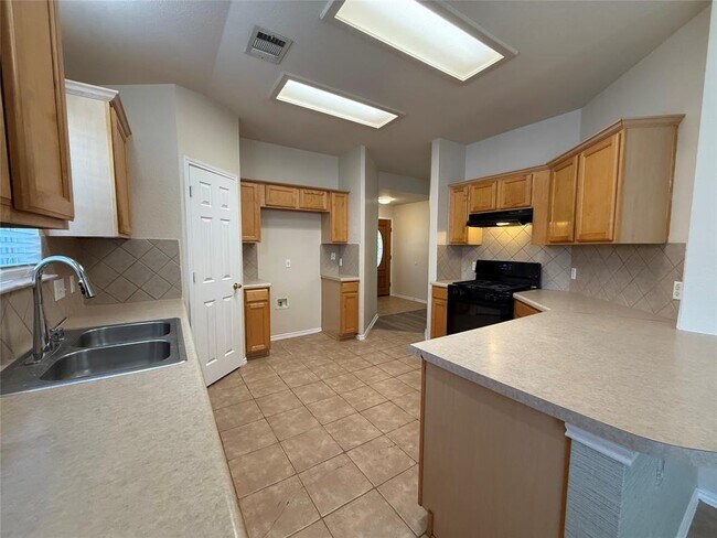 Building Photo - 3403 Rod Carew Dr