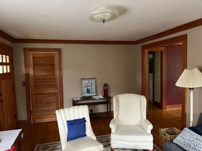 Building Photo - 3-Bedroom Home in SE Portland!