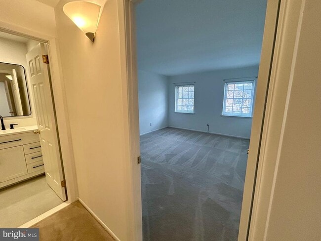 Building Photo - 1027 N Valley Forge Rd