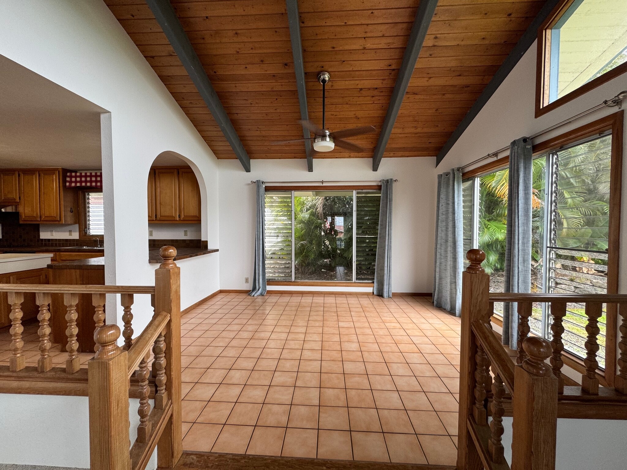 Building Photo - 360 Ohukea St