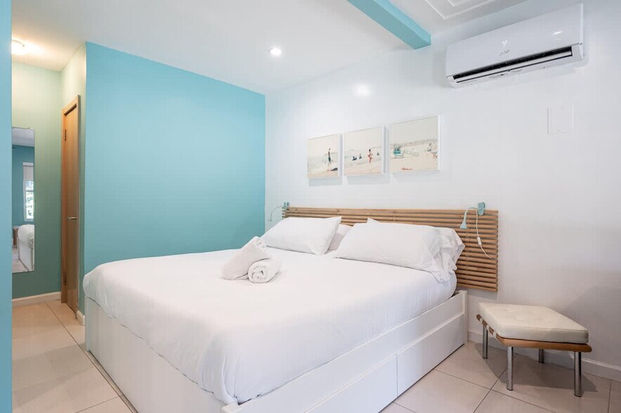 Building Photo - 334 Oregon St