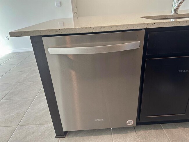 Building Photo - 11450 Crescent Deer Dr