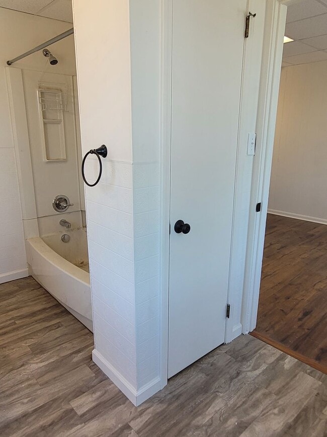 Building Photo - Newly renovated 2 Bedroom Townhome Gordonville