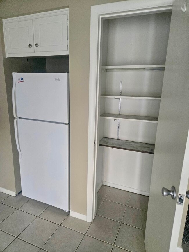 Building Photo - 9757-9763 Toth St. Bridgman