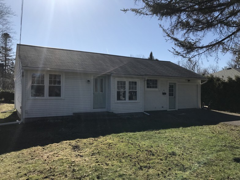 Exterior - 19 Geraldine Ave