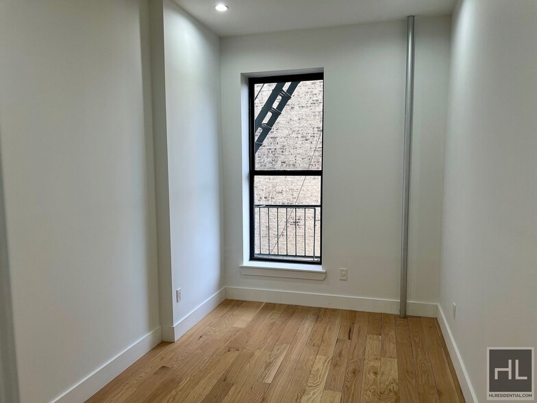 Building Photo - BEDFORD AVENUE