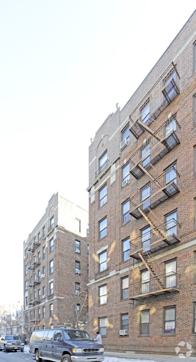 Building Photo - 37-37 88th Street