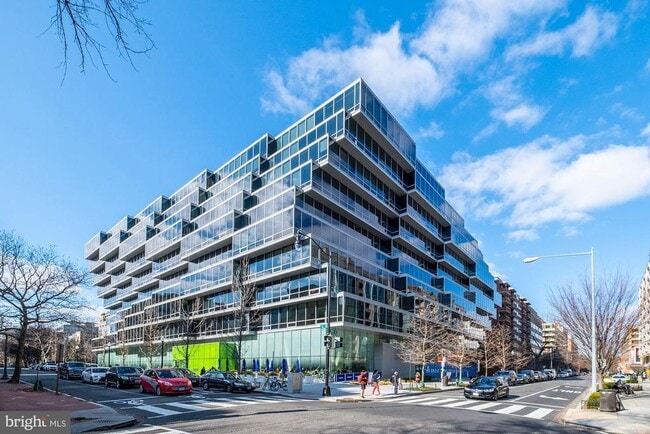 Building Photo - 1111 24th St NW