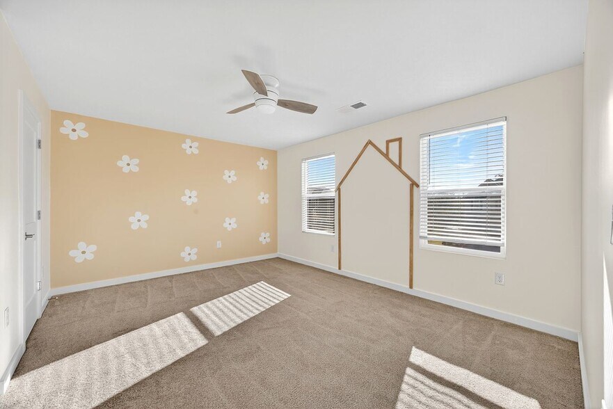 Building Photo - 583 Overlook Rd