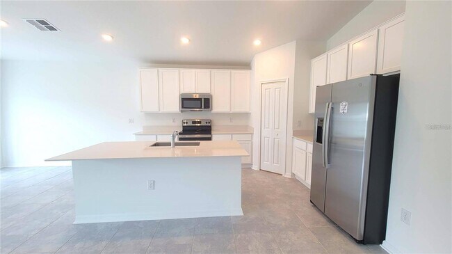 Building Photo - 397 Singing Sand Cir