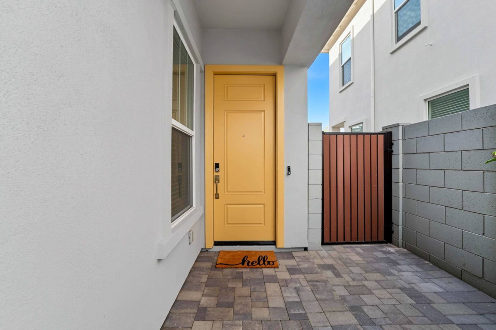 Building Photo - 5036 E Campo Bello Dr