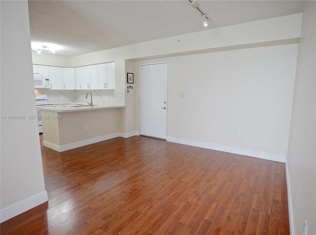 Building Photo - 4360 NW 107th Ave