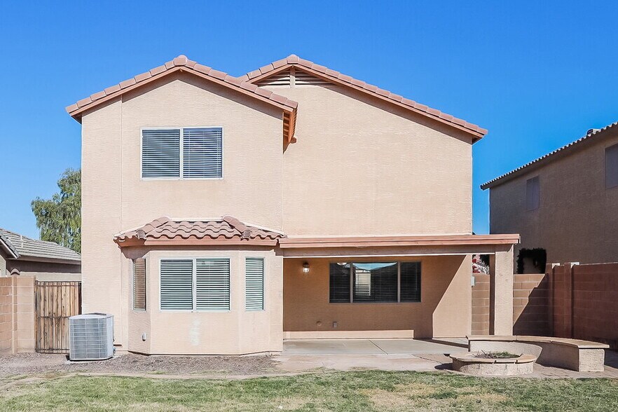 Building Photo - 1361 E Ryan Rd