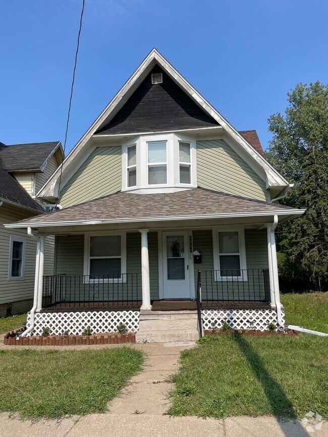 Building Photo - 3 bedroom 1 bathroom