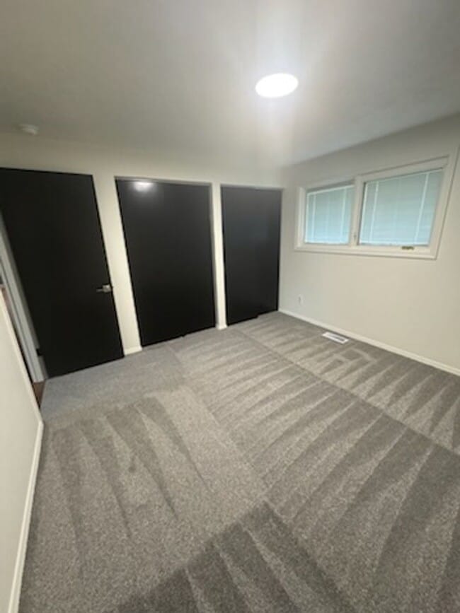 Building Photo - 1511 N Harmon St