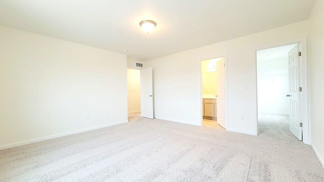 Building Photo - 1929 Blue Stem Ct