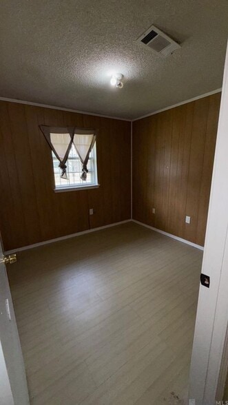 Building Photo - 2322 S Brock Pl