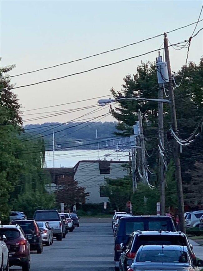 Building Photo - 235 B Manorhaven Blvd