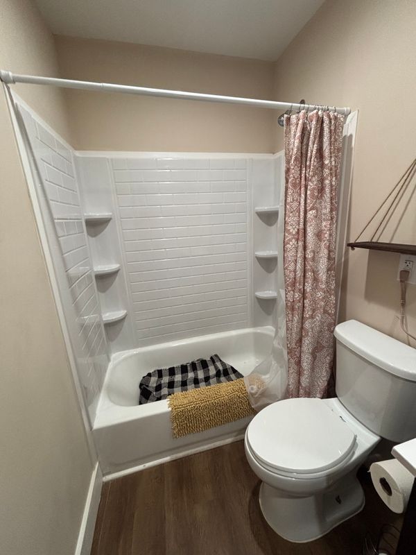 Building Photo - 637 Washington St