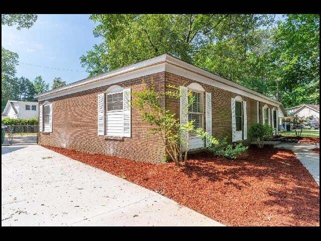 Building Photo - 6809 Canna Rd
