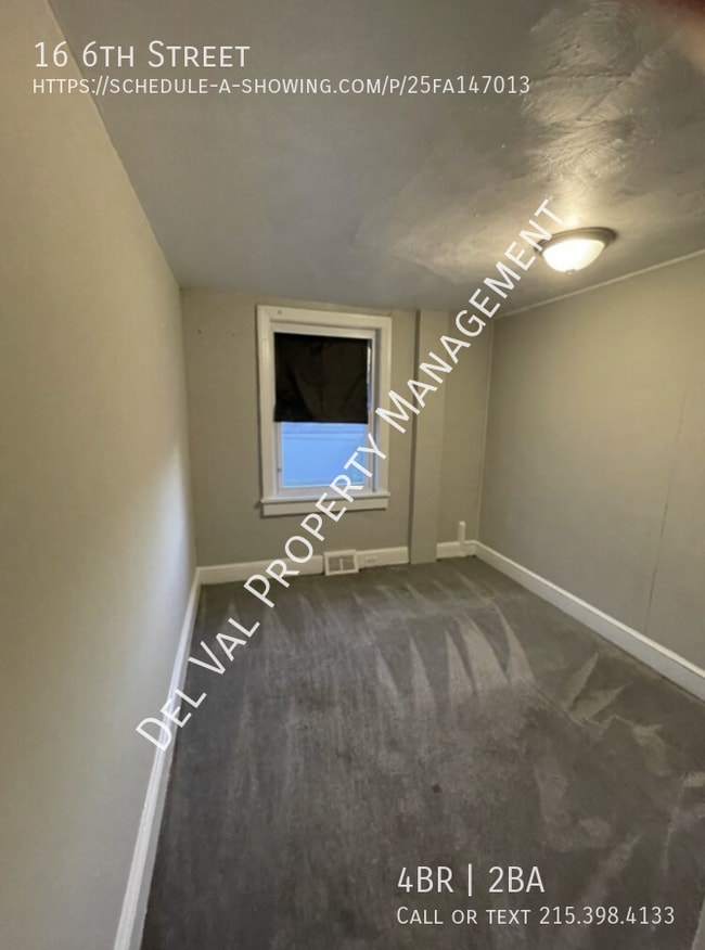 Building Photo - 16 6th St