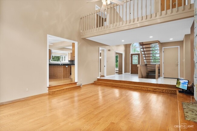 Building Photo - 38W199 Heatherfield Dr