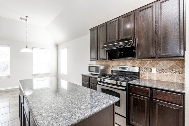 Building Photo - 18811 Calla Spring Dr
