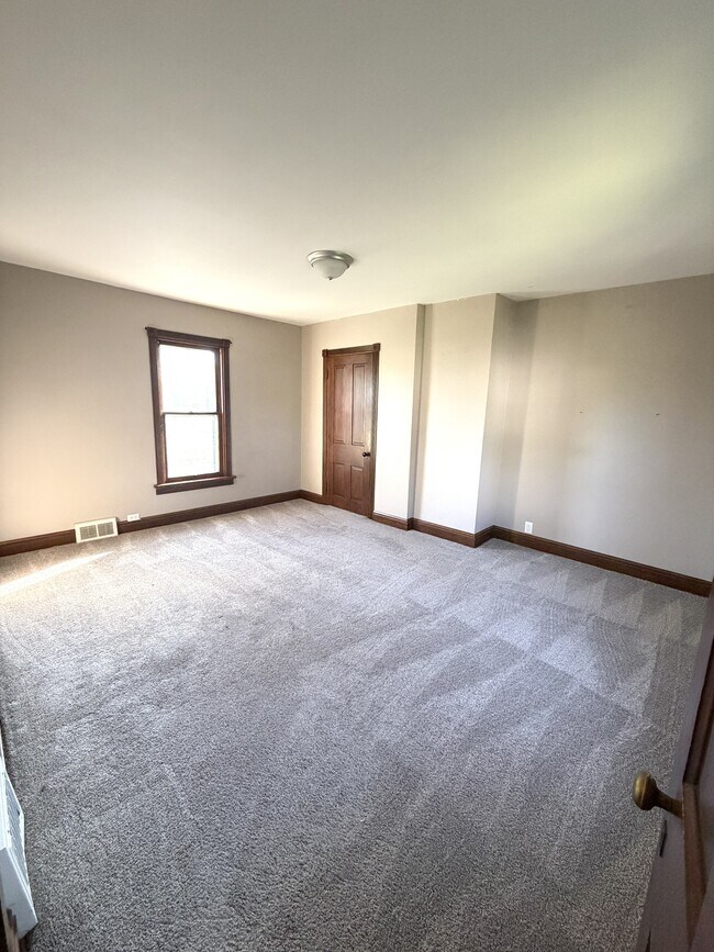 Building Photo - 432 Juniper St
