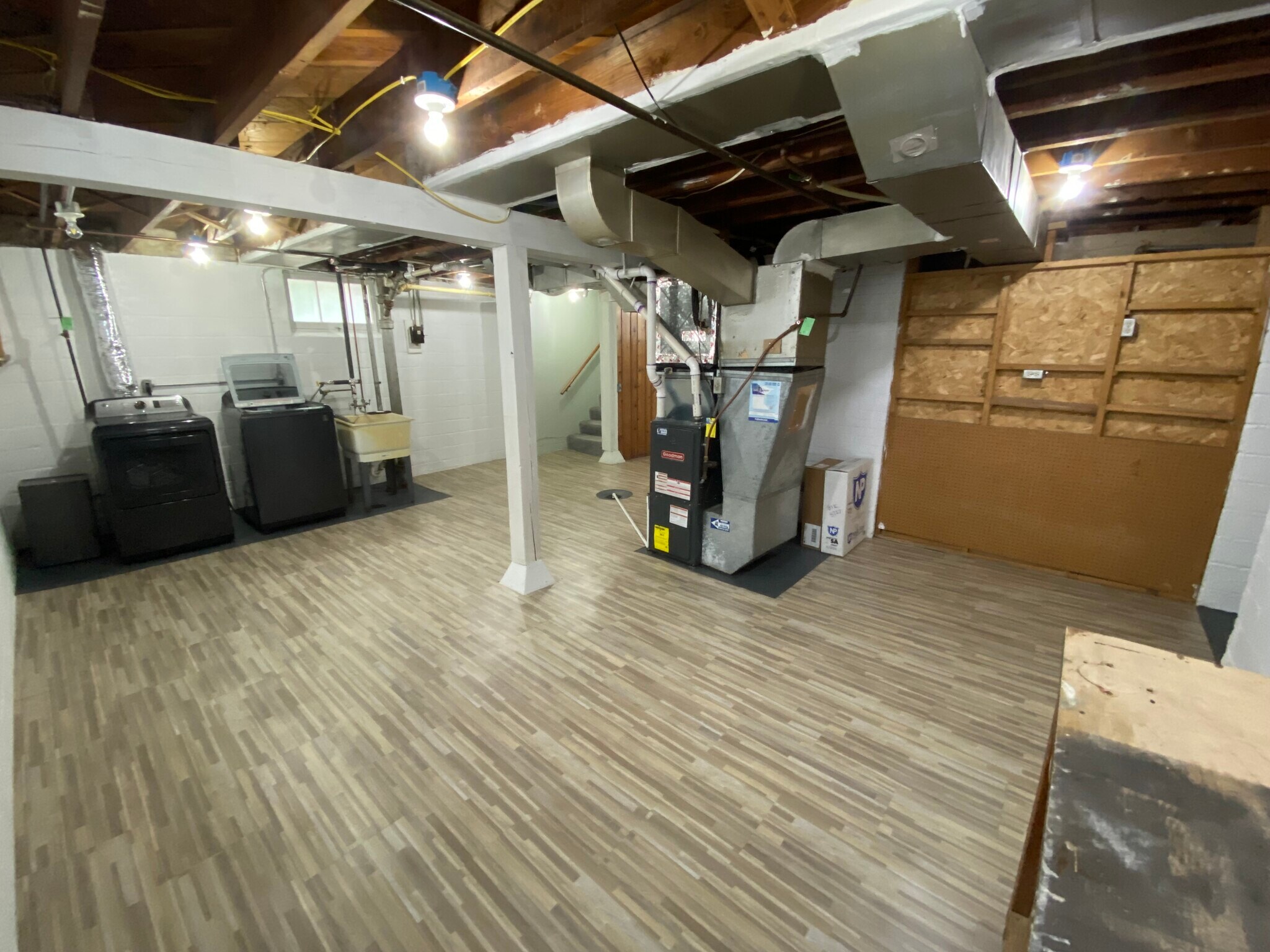 In-unit laundry - 6603 34th Ave N